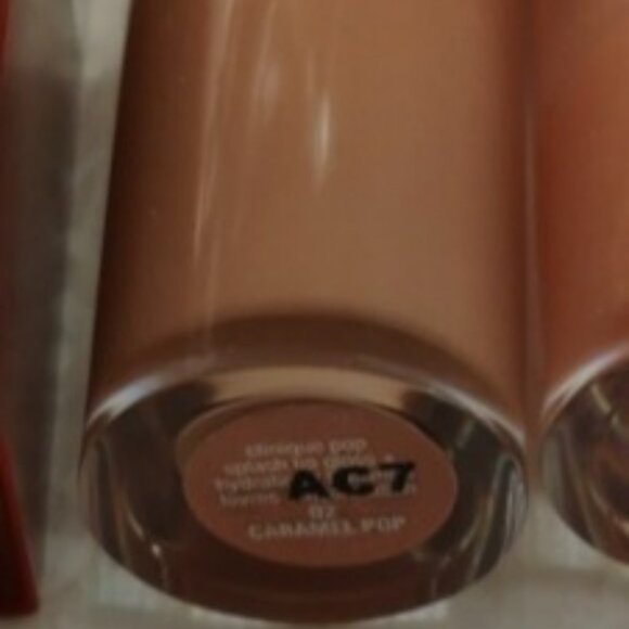 RESERVED FOR sec9786 -ONE Clinique Caramel Pop Lip Gloss (size  0.05 fl.oz.liq) - Picture 3 of 3